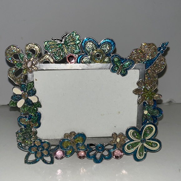 Ornate Retro Floral Butterfly Picture Frame With Glitter Enamel & Jewel Detail - Picture 2 of 7